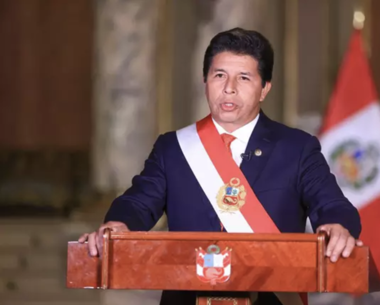 Presidente Castillo anuncia dissolução do Congresso no Peru