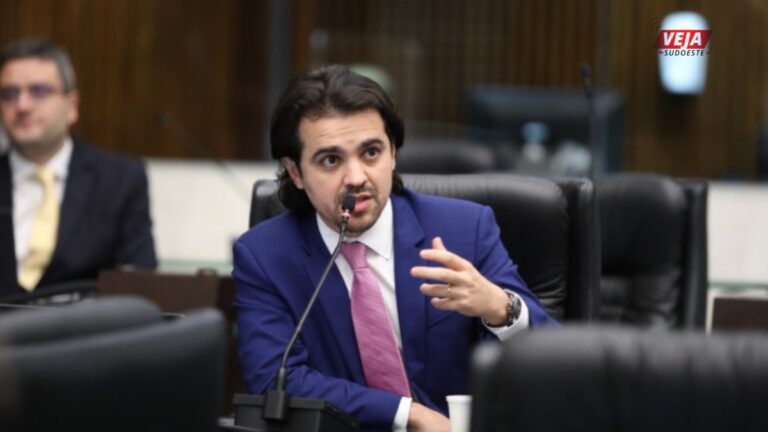 Deputado Guerra vai até o Cense com juíza da Vara da Infância e Juventude