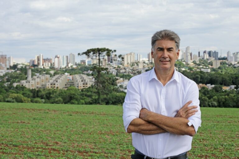 Quem define o candidato é o Ratinho Júnior, diz Paranhos