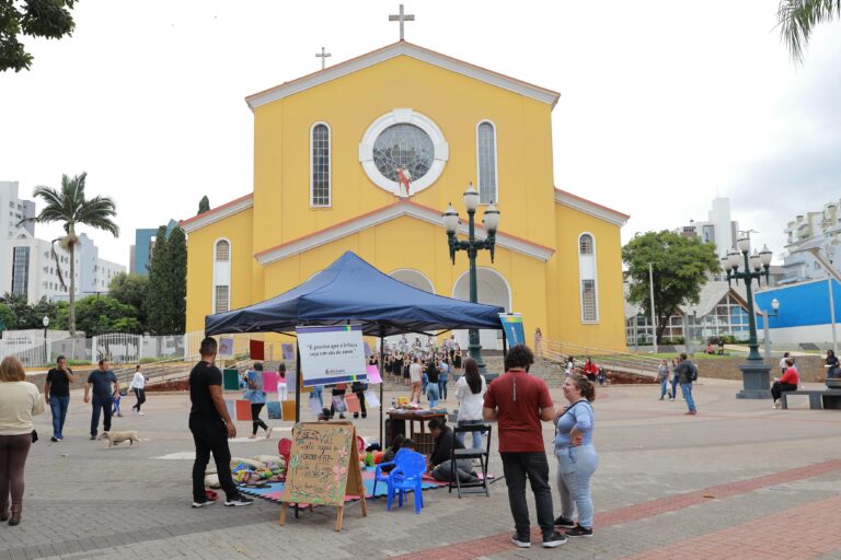 Semana Literária finaliza com atividades na praça Presidente Vargas