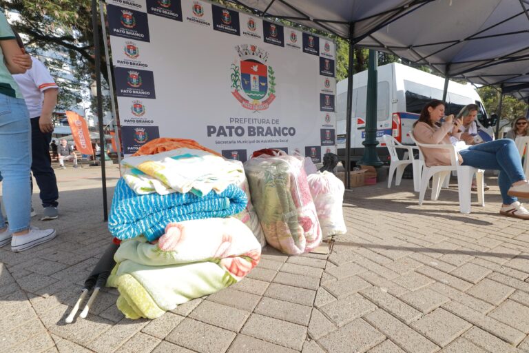 Aquecendo Vidas: cobertores são arrecadados no Dia D e campanha segue até 31 de maio
