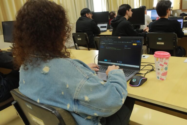 PatoTech – Escola de Inovação está com inscrições abertas para o curso de IA para negócios