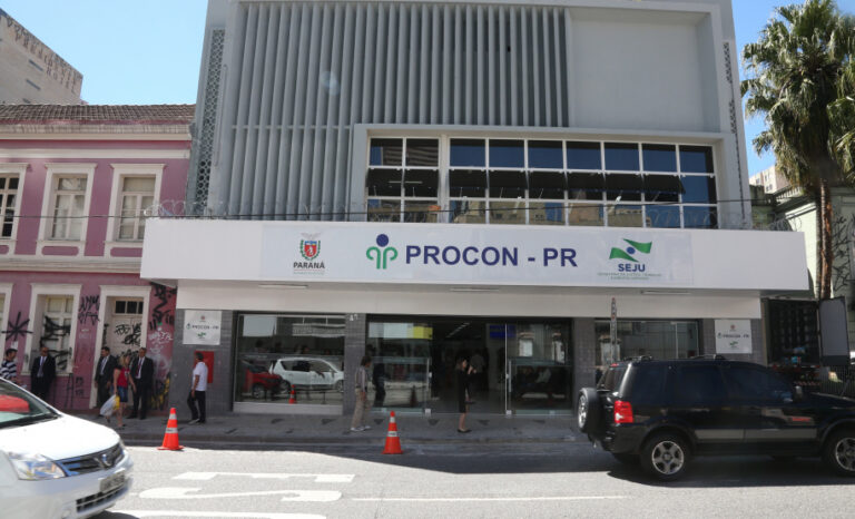 Procon orienta sobre restituição de descontos indevidos no INSS