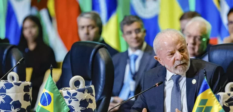 Lula critica ONU em discurso na Cúpula da Celac e alerta para “maior concentração de conflitos desde a Segunda Guerra”
