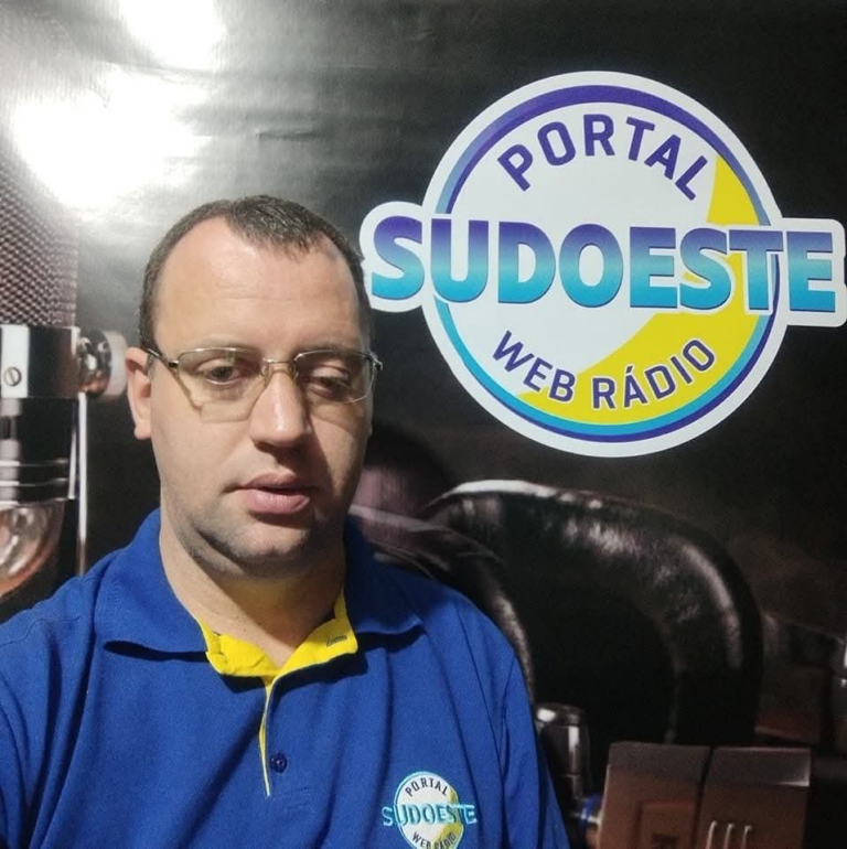 Programa Empreender lança o Núcleo de Web Rádios em Beltrão