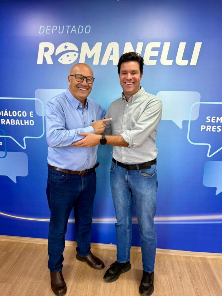 Líder da bancada do PSD  declara apoio à pré-candidatura de Guto Silva ao Governo do Paraná