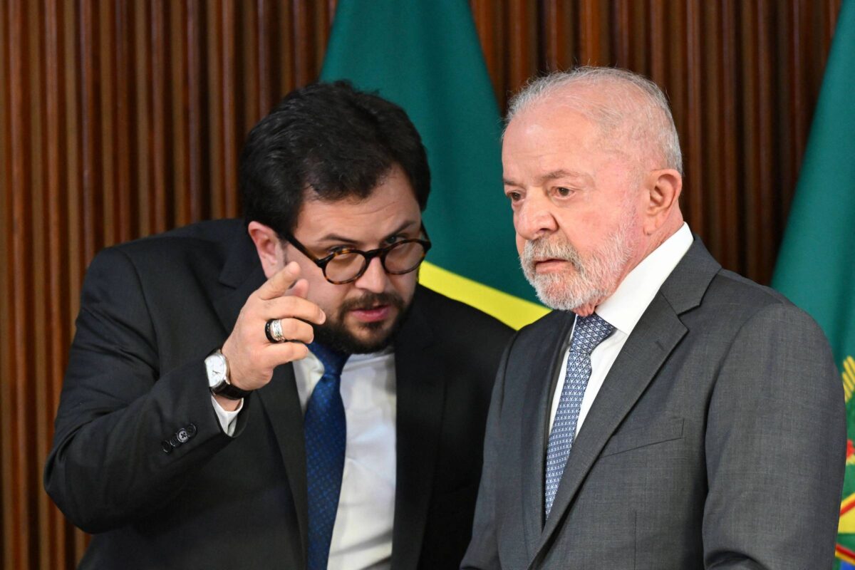 Lobista tratou com ex-chefe de gabinete de Lula sobre tentativa de acelerar compra de kits de dengue, diz PF