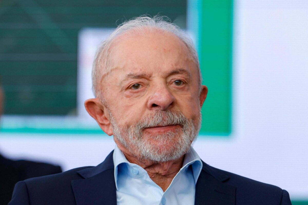 Lula deve defender saída institucional para crise e evitar ataques a Mendonça